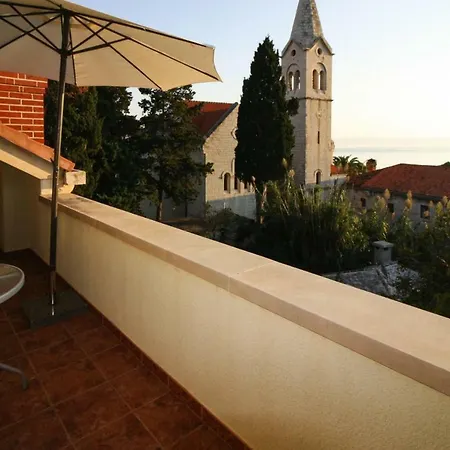 Apartament Tina, *